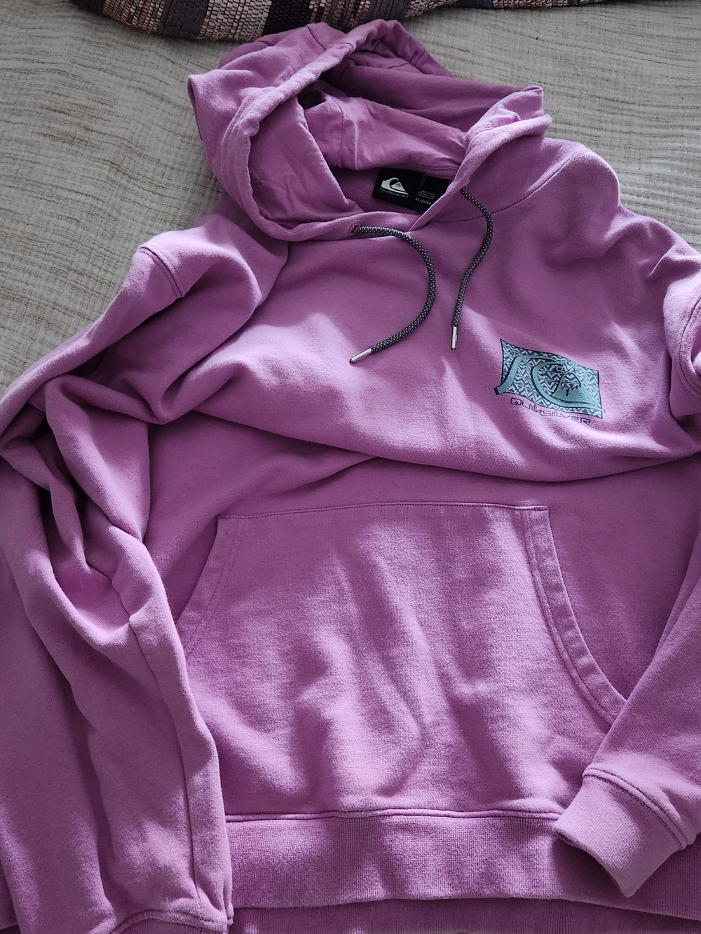 Quiksilver Men's Lavender Pullover Hoodie with Chest Graphic